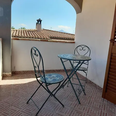 Gasthuis Casa Grazia Deledda 16 *